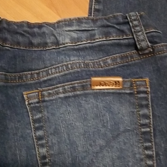 Jean's - Picture 3 of 5